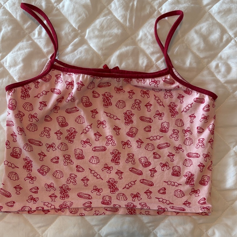 Motel Isna Printed Bow Cami Crop Top Pink Red size Medium Urban Outfitters UO - Picture 4 of 6